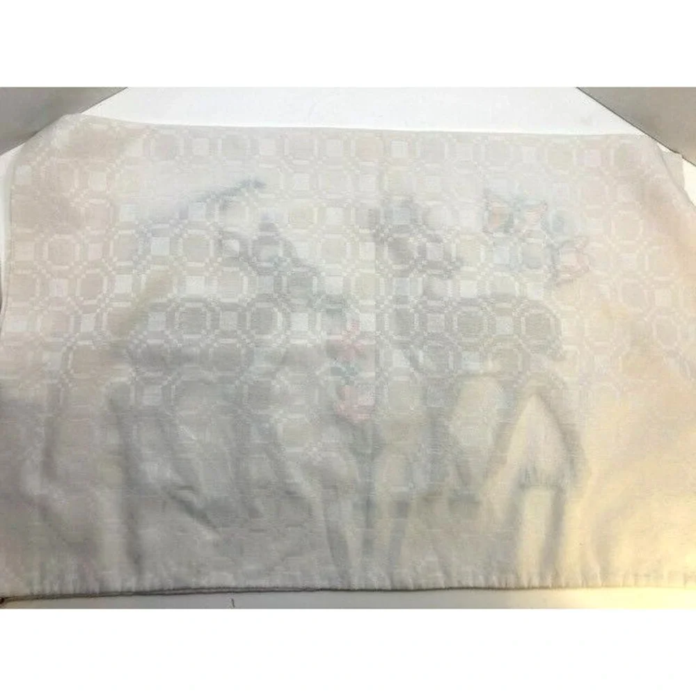 Set of 2 Vtg Pillow Cases w/Deer Butterfly with Flower Punch Stich‎ Handmade